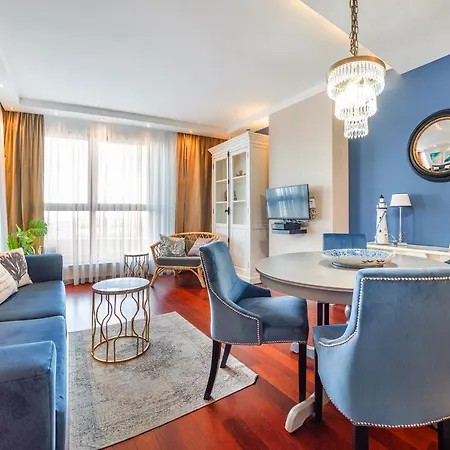 Yacht Club Sea Towers Premium * Gdynia