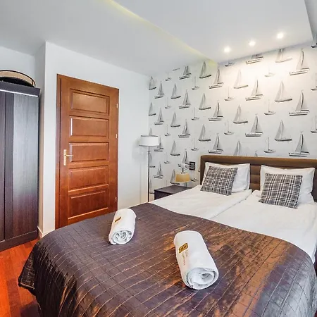 Yacht Club Sea Towers Premium Apartment Gdynia
